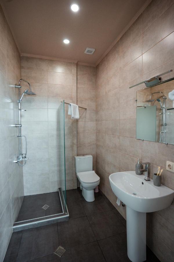 Hotel Grand View In Tbilisi Buitenkant foto