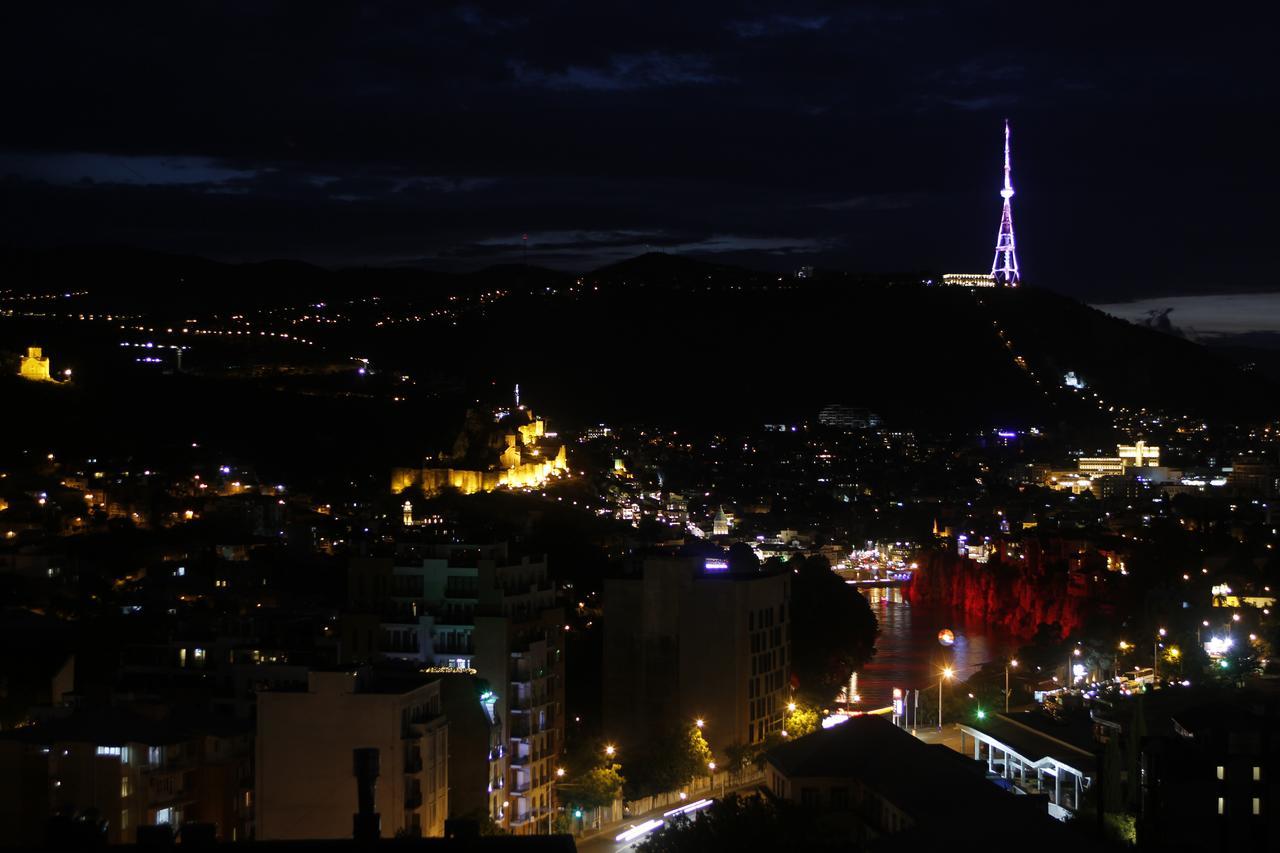 Hotel Grand View In Tbilisi Buitenkant foto